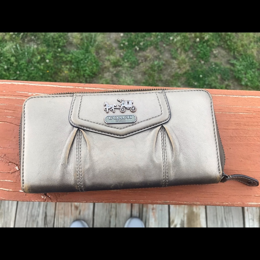 Coach Wallet in Bronze